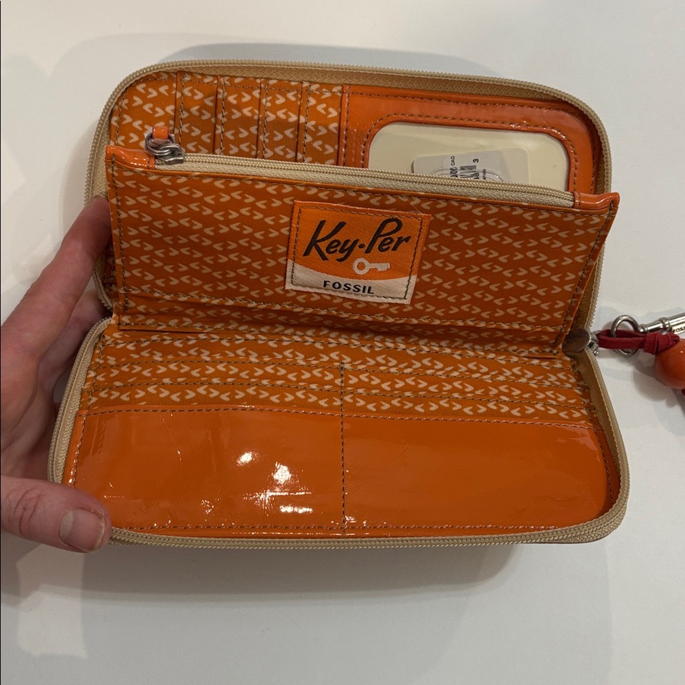 Fossil Key-Per zip-around continental clutch wallet with vibrant tribal-inspired - Picture 6 of 13